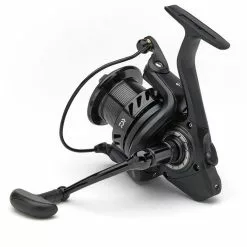 Daiwa Black Widow 25A -Werpmolens Winkel bw25a main