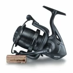 Sonik Sports Sonik VaderX 6000RS Reel -Werpmolens Winkel vaderx rs 6000 angle 3